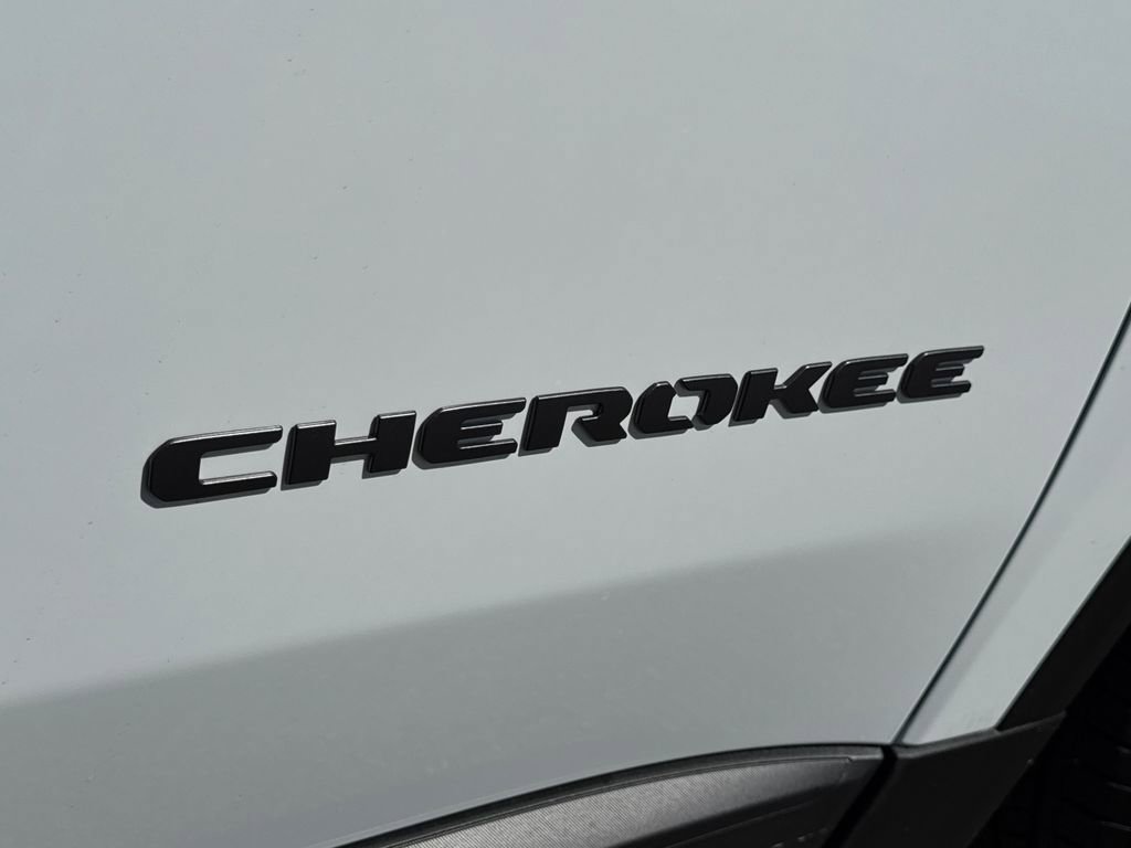 New 2026 Jeep Cherokee Laredo AWD/4WD image 8