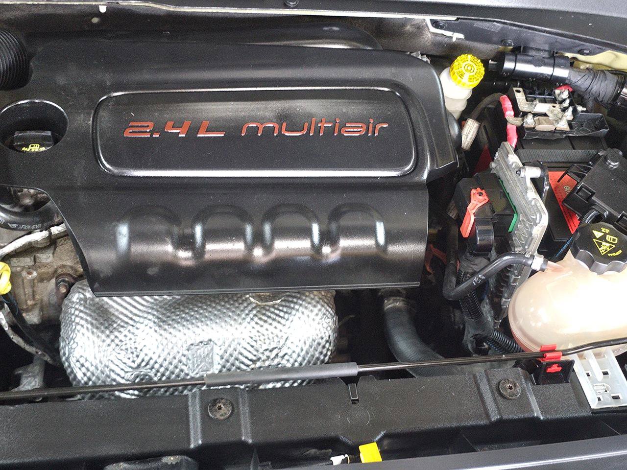 Used 2015 Jeep Renegade Latitude w/ Popular Equipment Group AWD/4WD image 46
