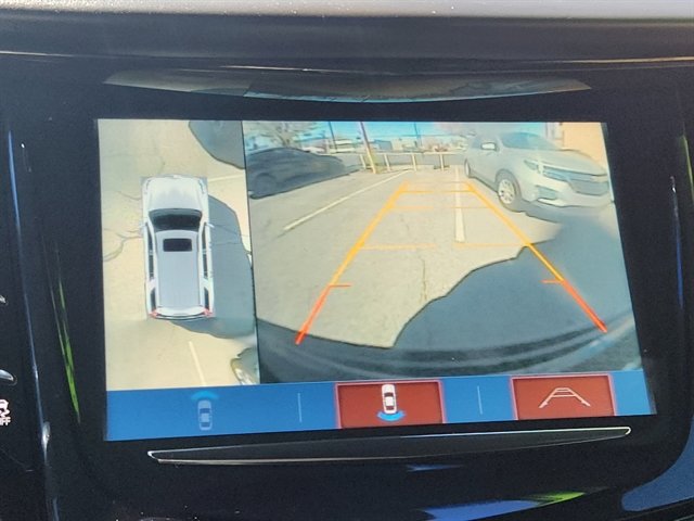 Used 2020 Cadillac Escalade Platinum image 10