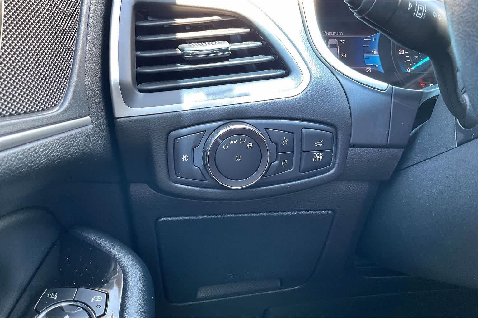 Used 2020 Ford Edge SEL w/ Convenience Package AWD/4WD image 63