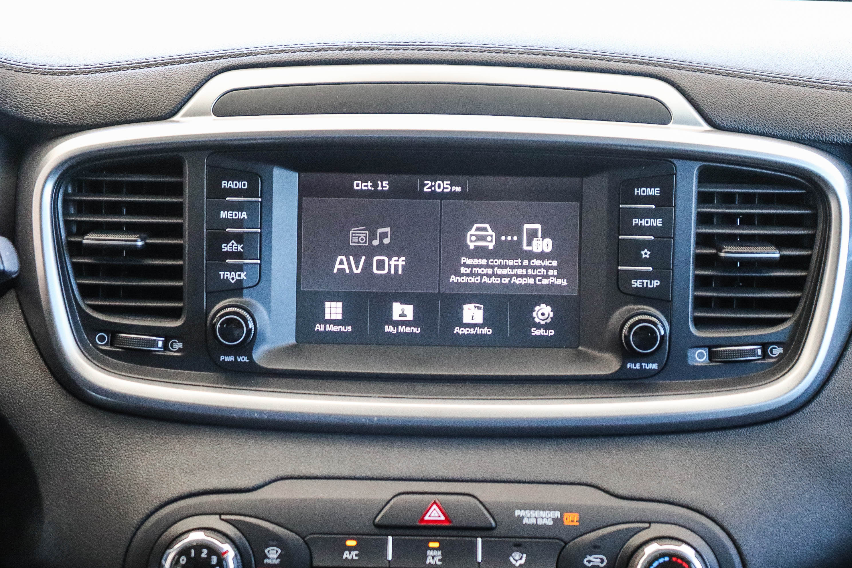 Used 2019 Kia Sorento L FWD image 18