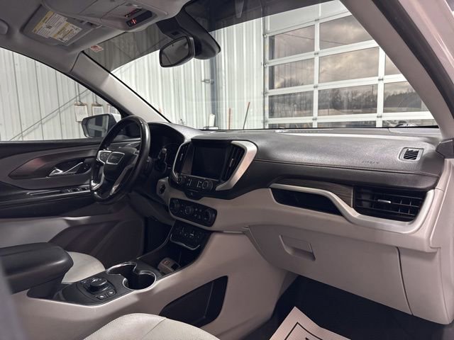 Used 2020 GMC Terrain SLT image 25