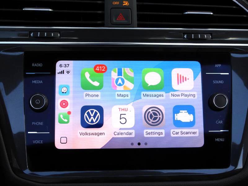 Used 2023 Volkswagen Tiguan SE w/ Panoramic Sunroof Package image 45