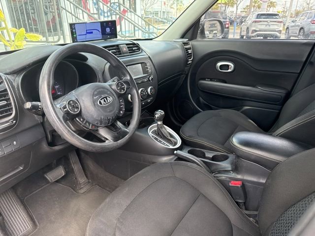 Used 2016 Kia Soul + image 8