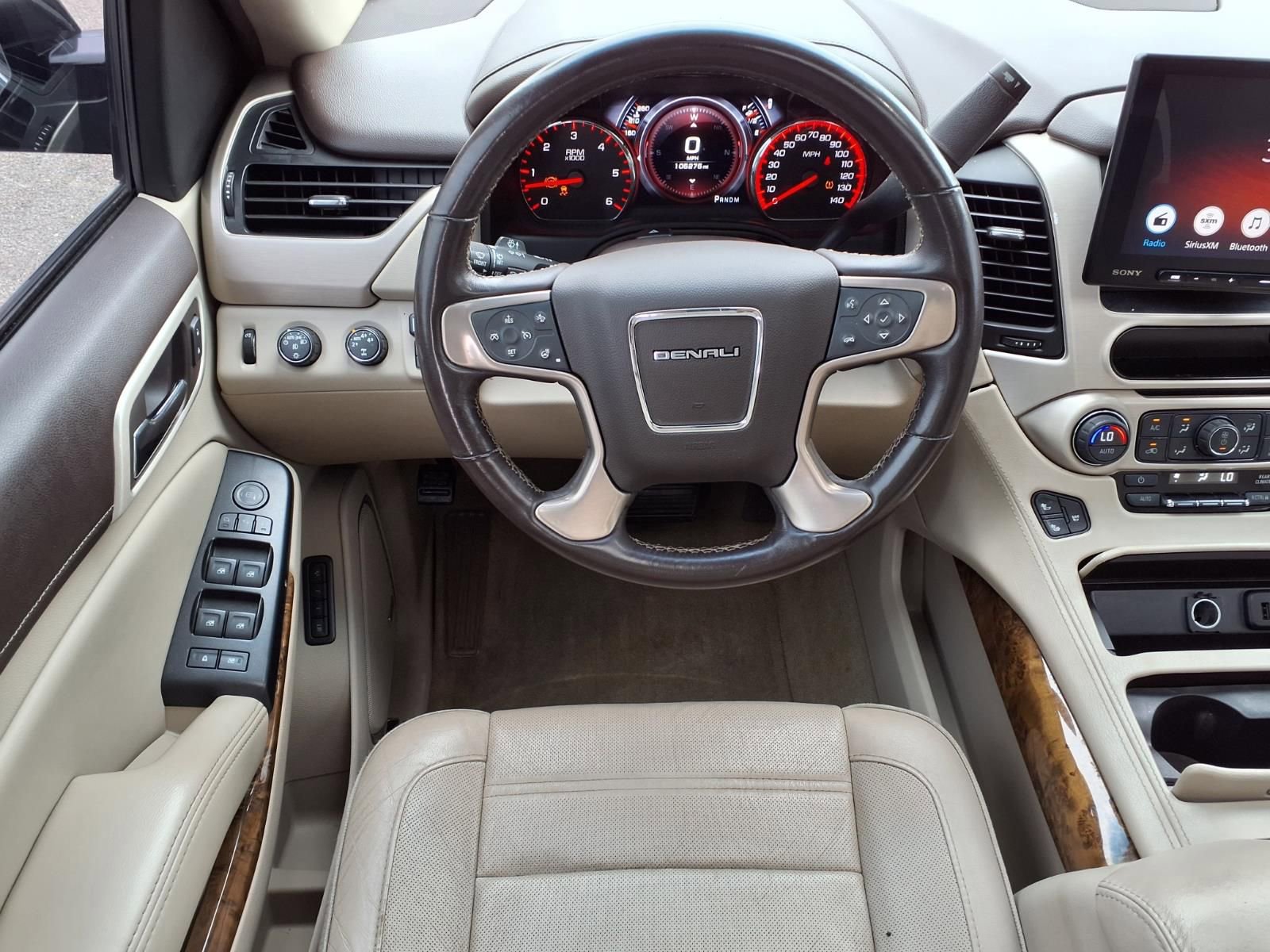 Used 2016 GMC Yukon XL Denali w/ Open Road Package AWD/4WD image 15