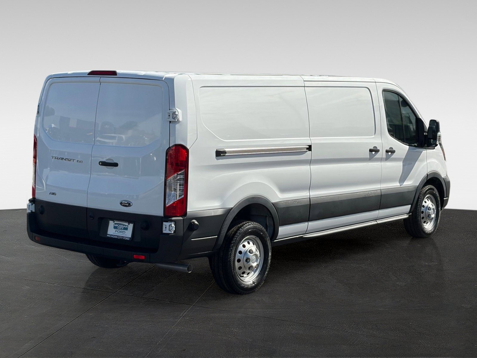 Used 2025 Ford Transit 150 Low Roof AWD image 5