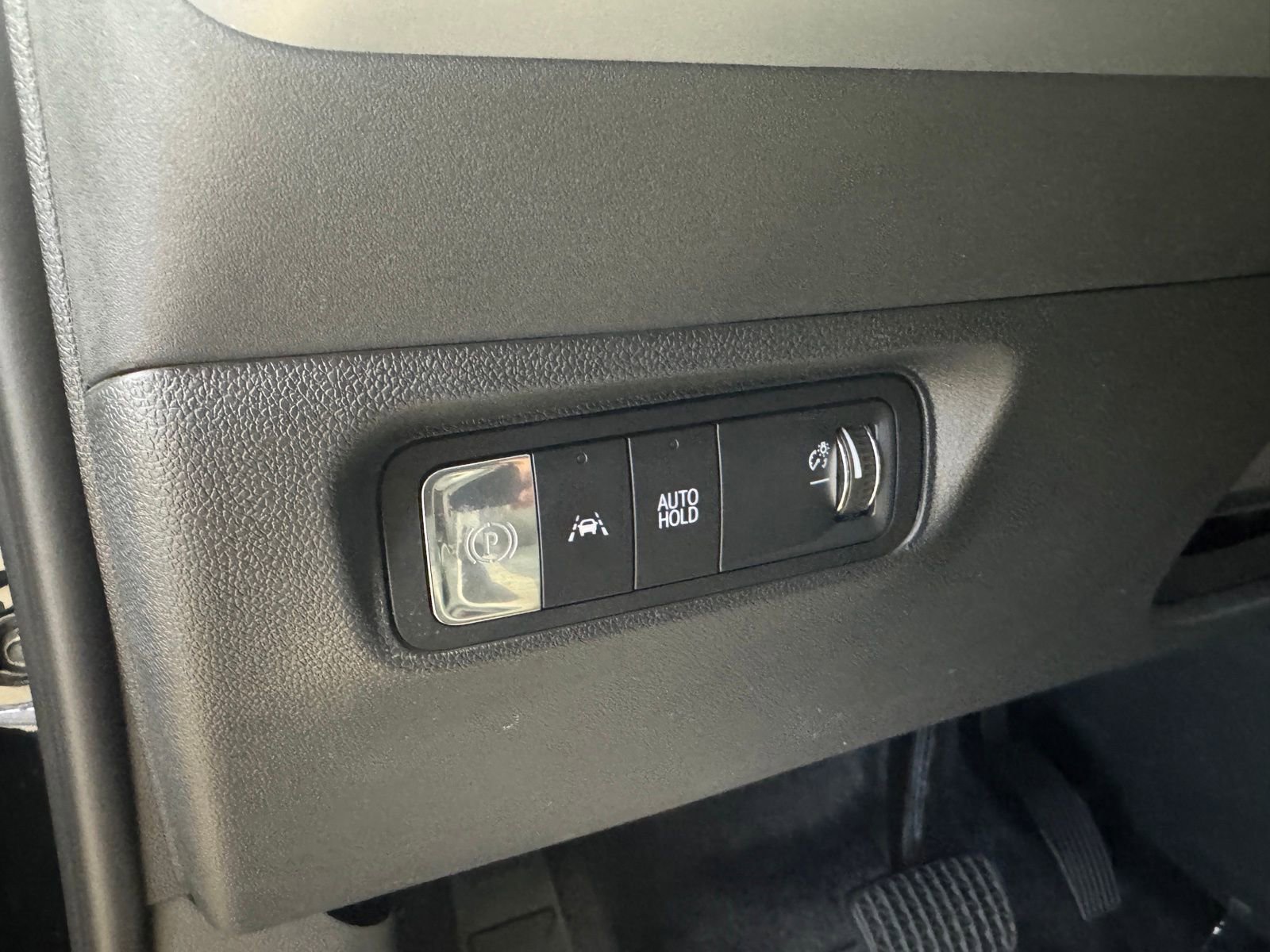 New 2025 Honda Prologue EX image 9