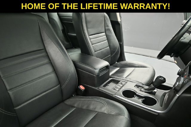 Used 2015 Toyota Camry XLE w/ Moonroof Package FWD image 37