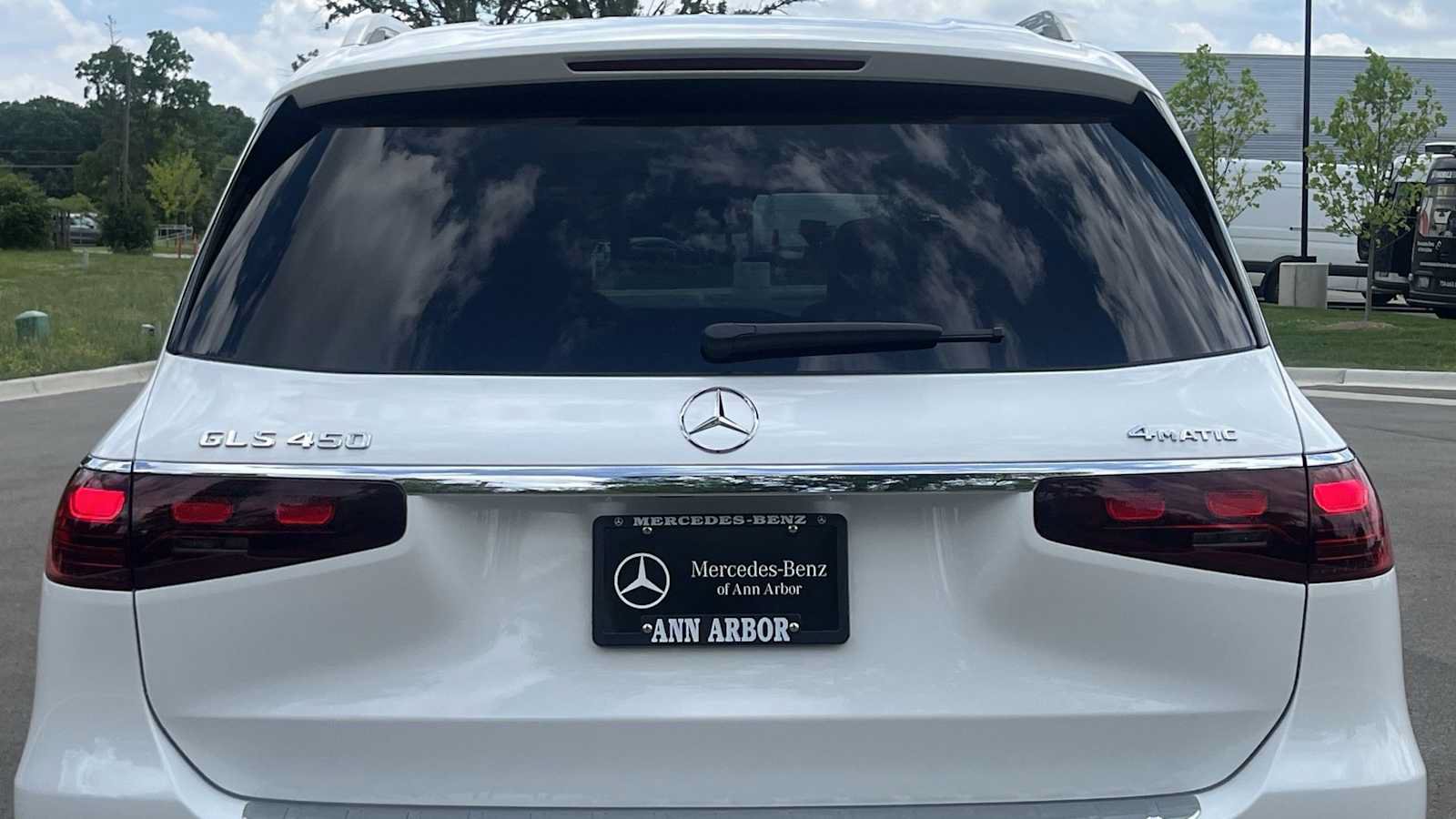 New 2026 Mercedes-Benz GLS 450 4MATIC image 19