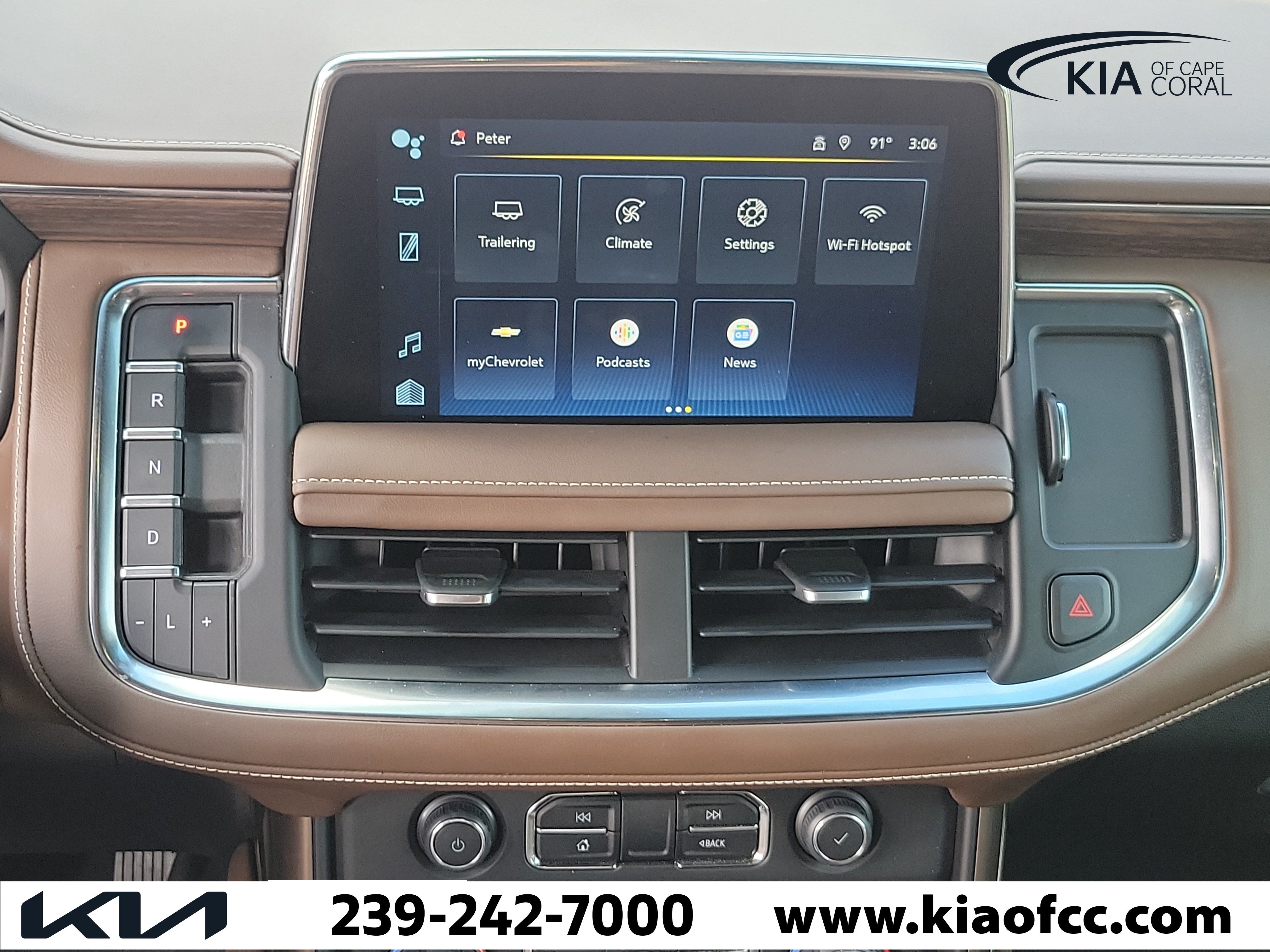 Used 2022 Chevrolet Suburban High Country RWD image 21