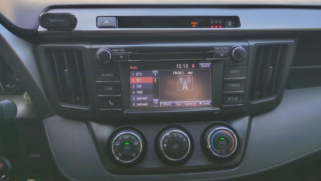 Used 2017 Toyota RAV4 LE image 23