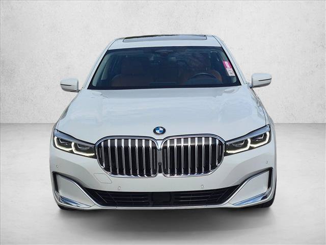 Used 2022 BMW 740i w/ Premium Package RWD video 2