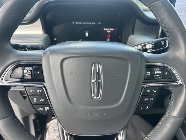Used 2022 Lincoln Nautilus Reserve FWD image 20