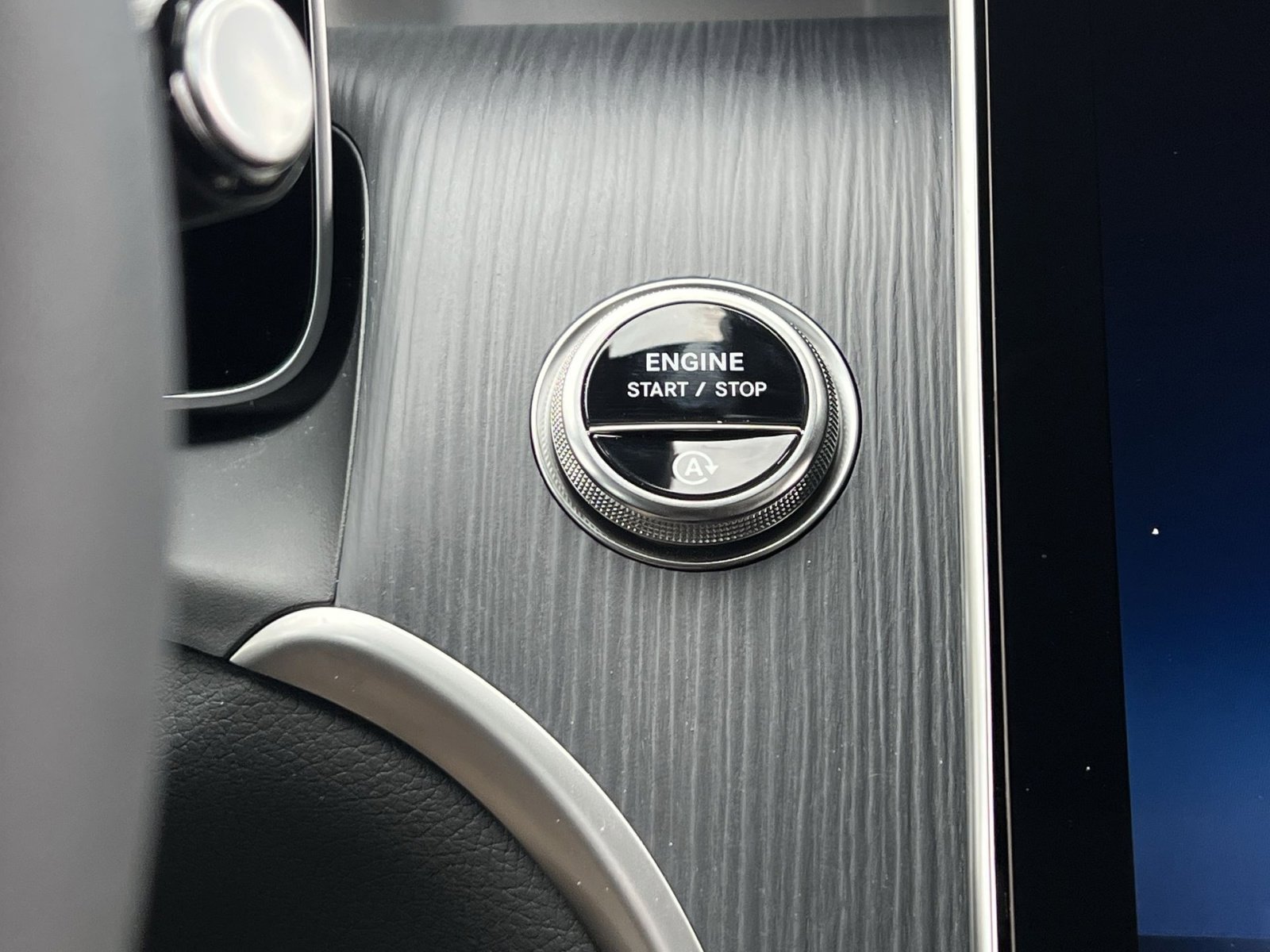 New 2026 Mercedes-Benz GLC 300 4MATIC image 31