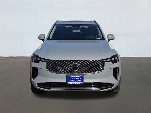 New 2026 Volvo XC90 B5 Core w/ Protection Package Premier AWD/4WD image 4