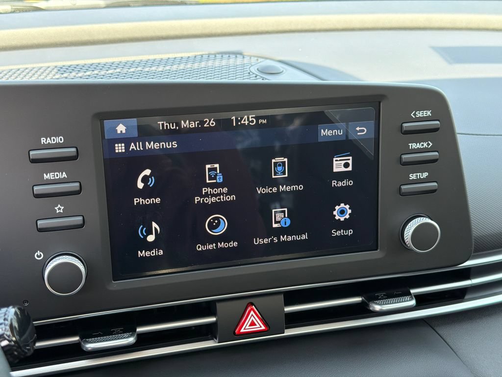 New 2026 Hyundai Elantra SE FWD image 17