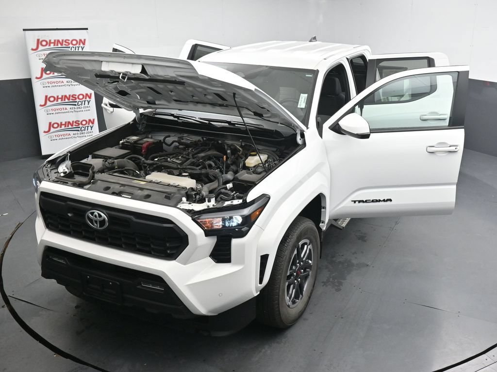 Used 2024 Toyota Tacoma TRD Sport w/ TRD Sport Upgrade Package AWD/4WD image 41