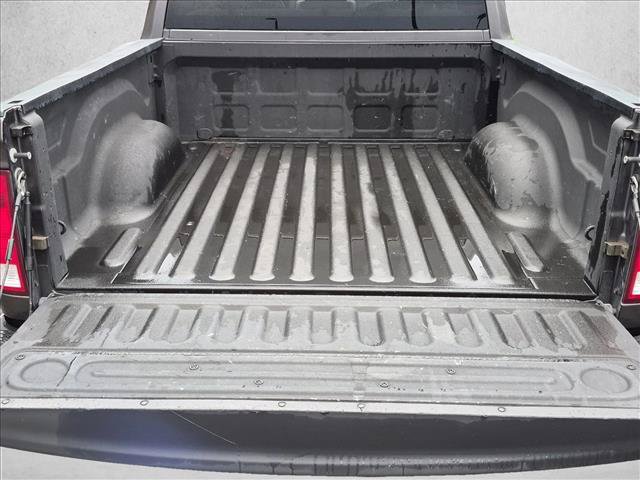 Used 2017 RAM 1500 Express w/ Express Value Package AWD/4WD image 10