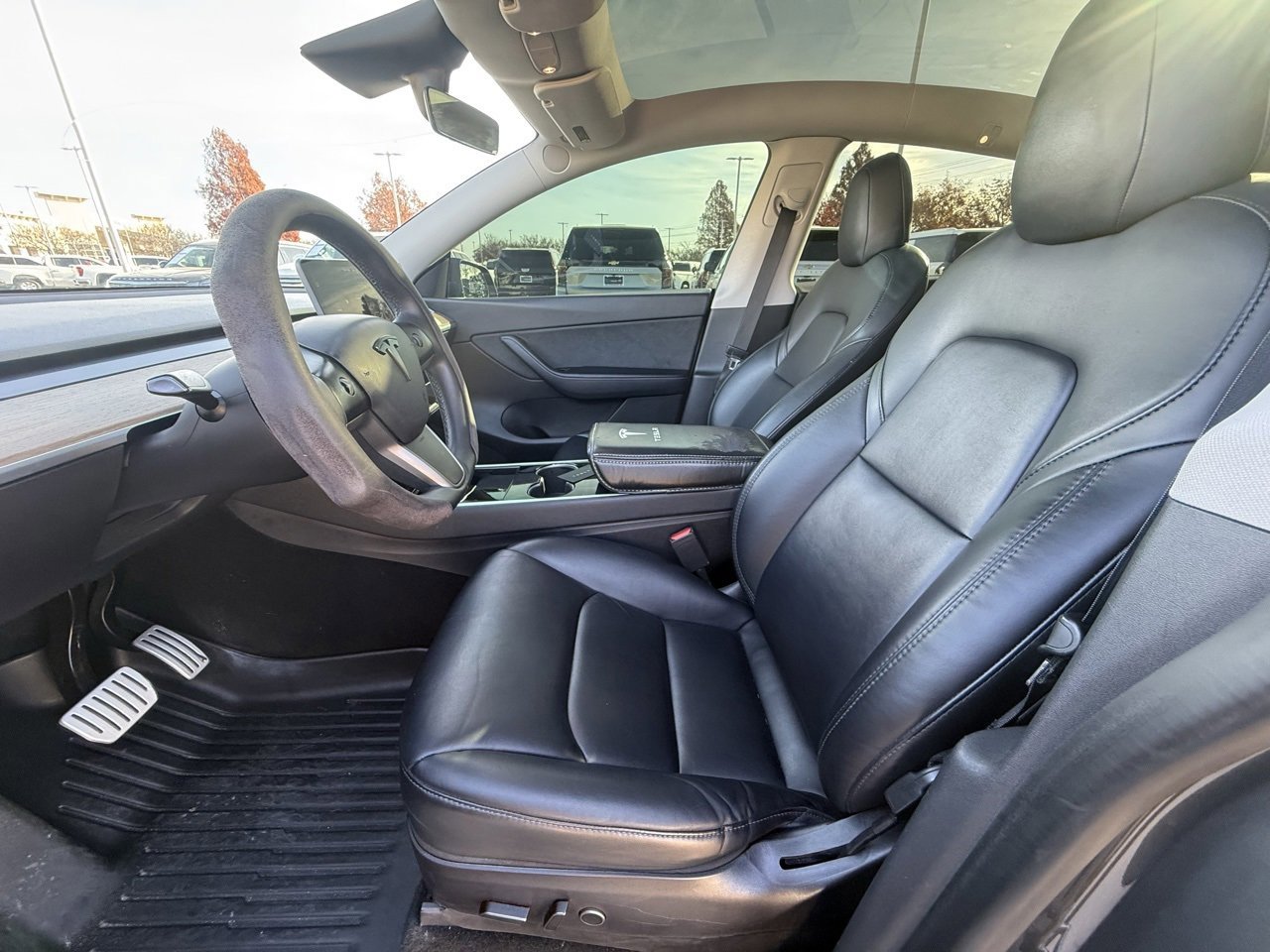 Used 2021 Tesla Model Y Performance image 6