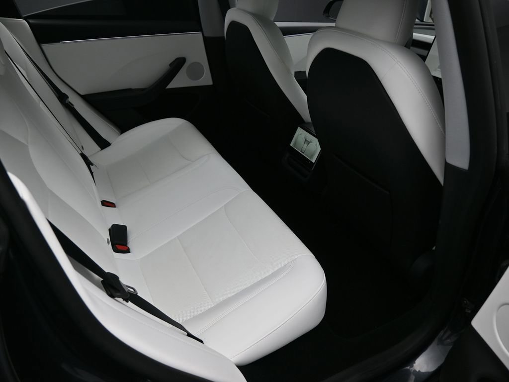 Used 2025 Tesla Model 3 Long Range image 27