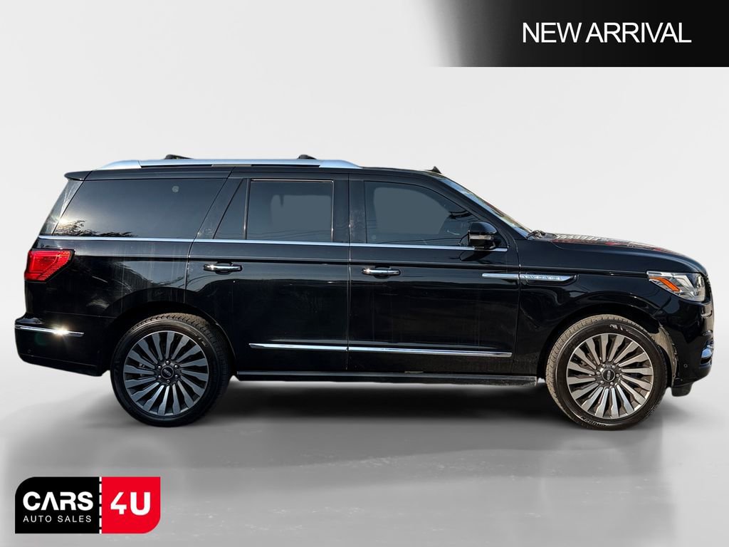 Used 2018 Lincoln Navigator Reserve w/ Technology Package AWD/4WD image 8