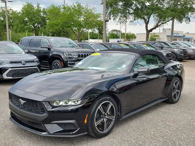 Used 2024 Ford Mustang Convertible RWD image 36