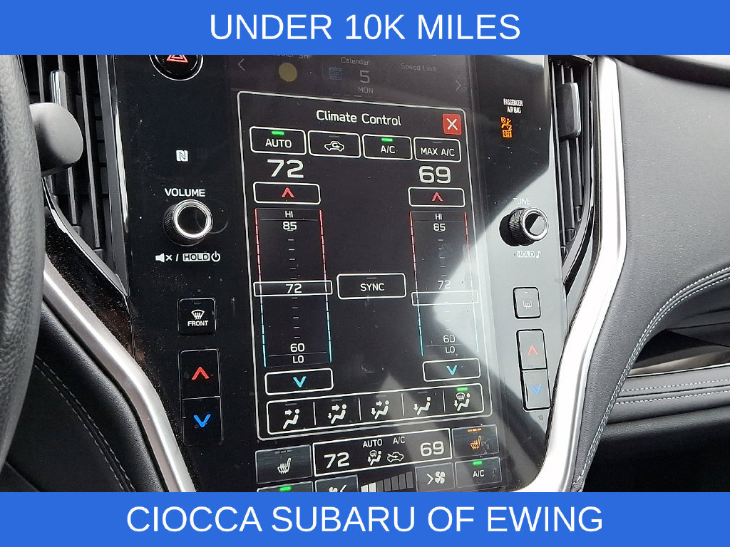 Used 2025 Subaru Outback Limited AWD/4WD image 18