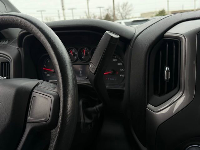 Used 2025 Chevrolet Silverado 2500 W/T image 9