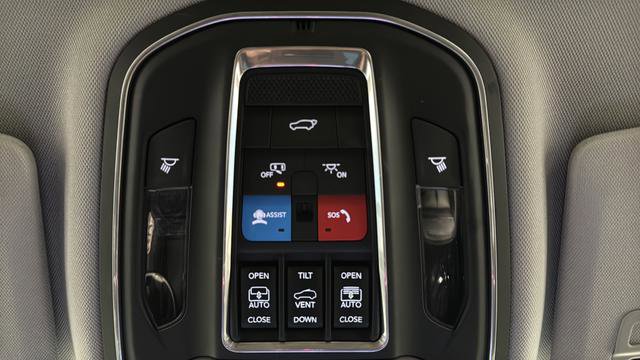 Used 2022 Jeep Grand Cherokee L Limited image 19