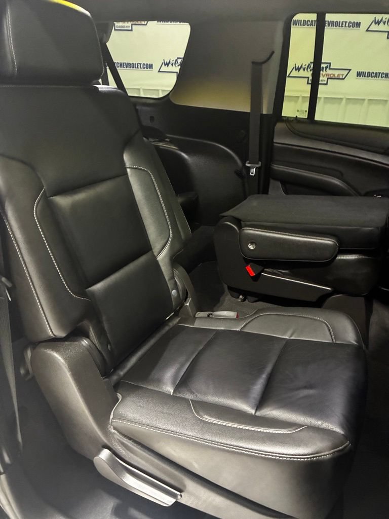 Used 2020 Chevrolet Suburban LT AWD/4WD image 33