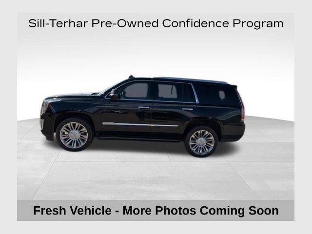Used 2016 Cadillac Escalade Platinum AWD/4WD image 1