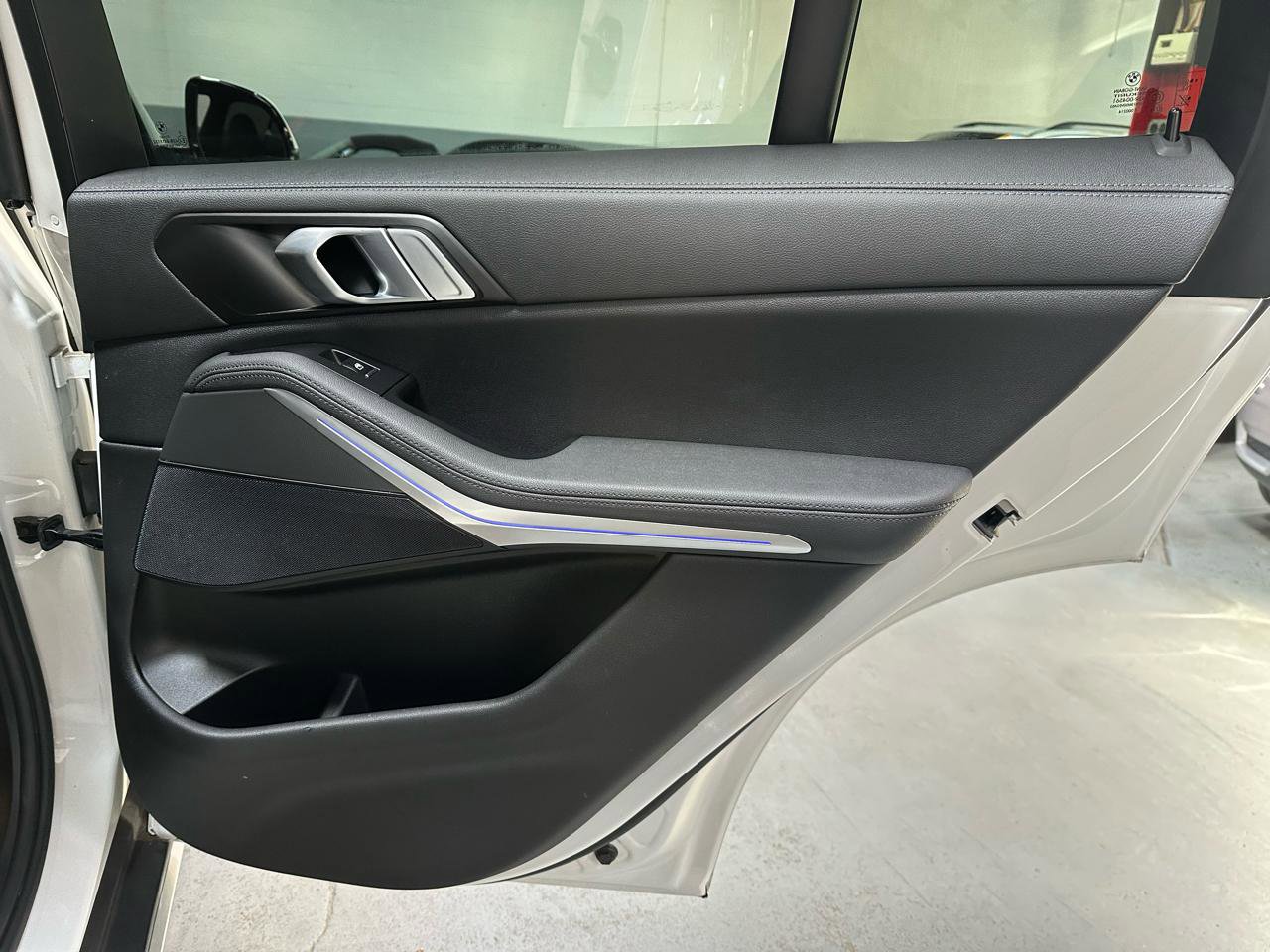 Used 2022 BMW X5 xDrive40i w/ Climate Comfort Package image 10