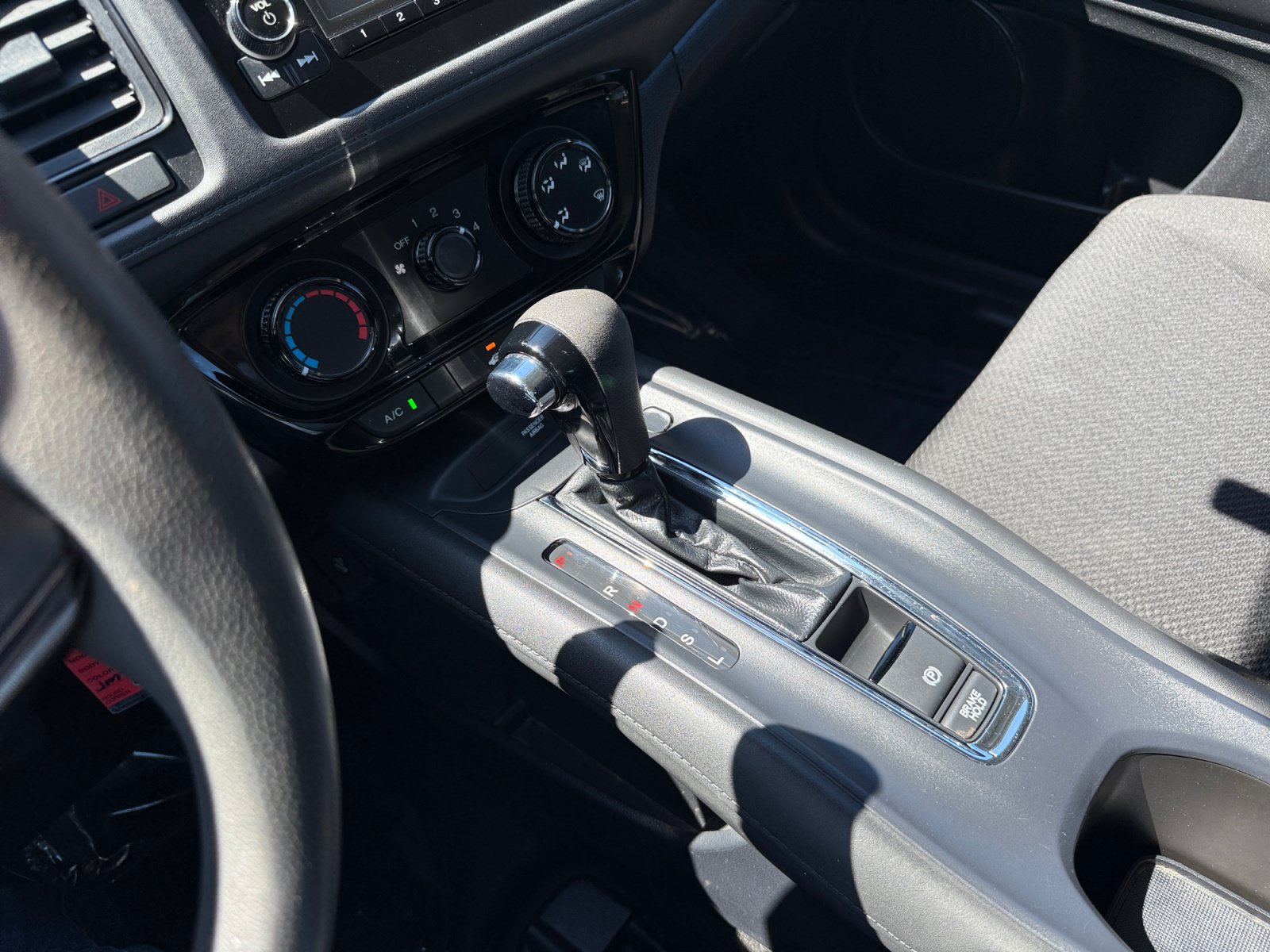 Used 2018 Honda HR-V LX image 13