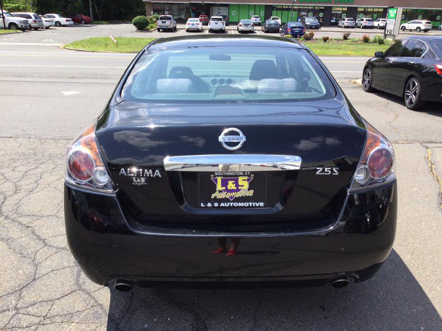 Used 2010 Nissan Altima 2.5 S image 6