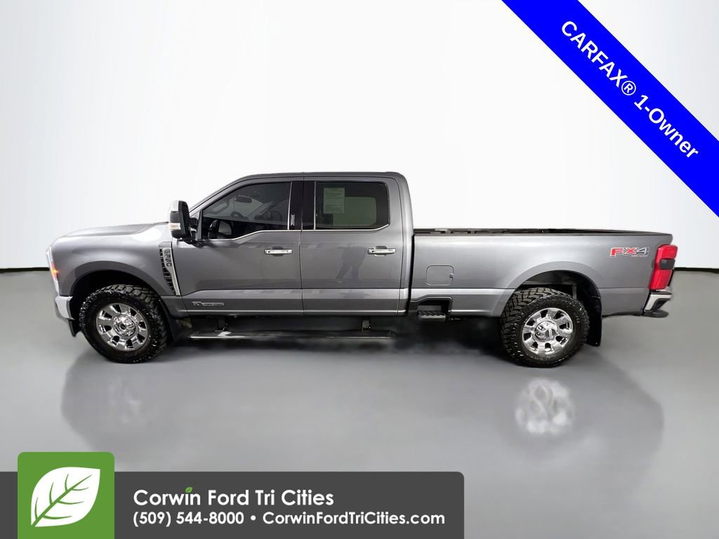 Used 2023 Ford F350 Lariat w/ Lariat Ultimate Package AWD/4WD image 6