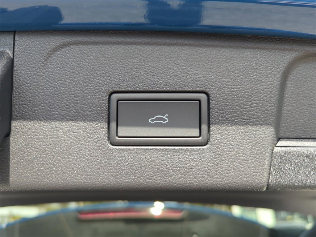 New 2026 Volkswagen Atlas SEL Premium R-Line image 21