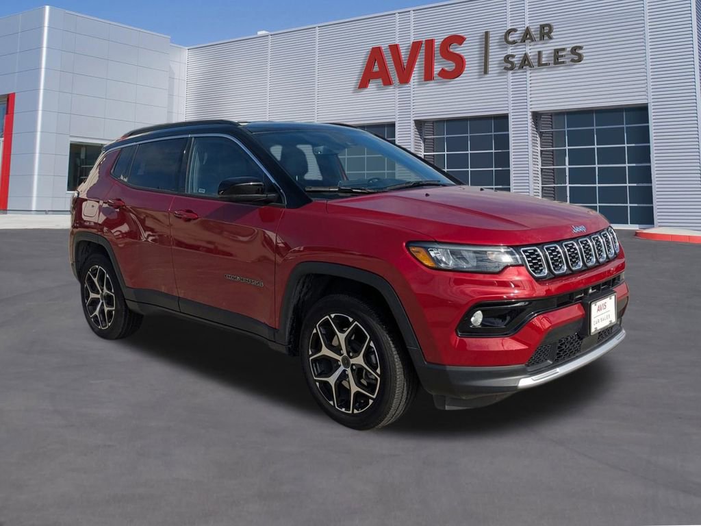 Used 2025 Jeep Compass Limited image 3