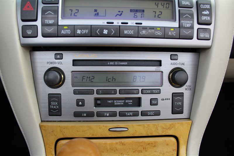 Used 2005 Lexus SC 430 Convertible image 14