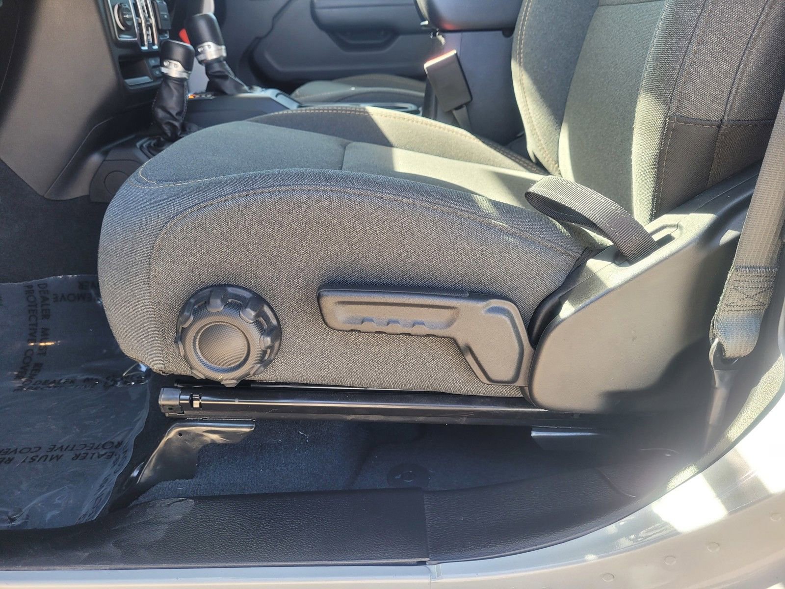 Used 2024 Jeep Wrangler Unlimited w/ Convenience Group image 11