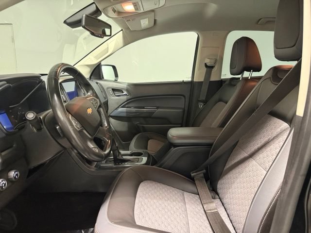Certified 2017 Chevrolet Colorado Z71 w/ Z71 Midnight Edition AWD/4WD image 12