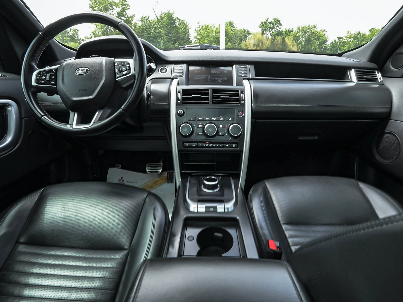 Used 2019 Land Rover Discovery Sport HSE Luxury AWD/4WD image 36