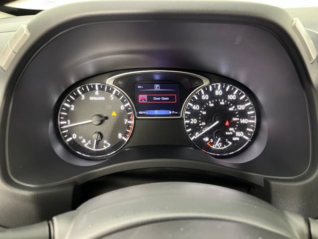 Used 2020 Nissan Pathfinder Platinum FWD image 24