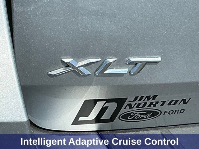 Used 2024 Ford Explorer XLT w/ Equipment Group 202A AWD/4WD image 13