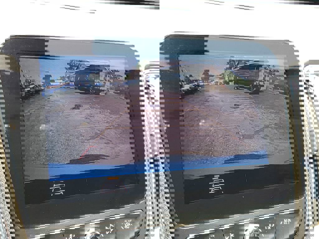 Used 2019 Chevrolet Malibu LT image 25