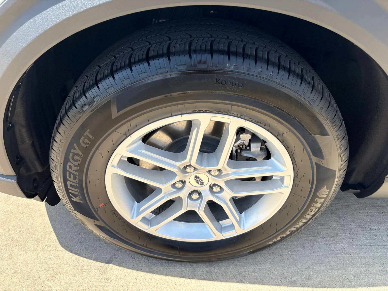 New 2026 Ford Explorer Active w/ Active Comfort Package RWD image 10