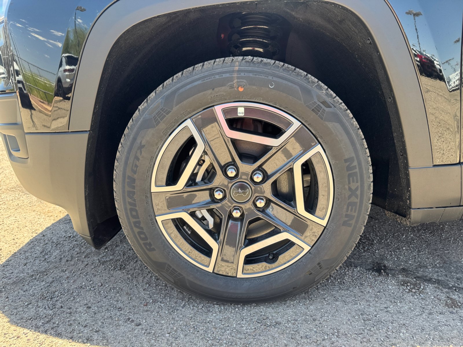 New 2026 Jeep Cherokee Laredo AWD/4WD image 26