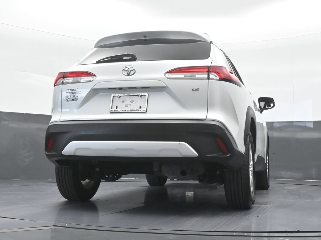 Used 2025 Toyota Corolla Cross LE FWD image 55