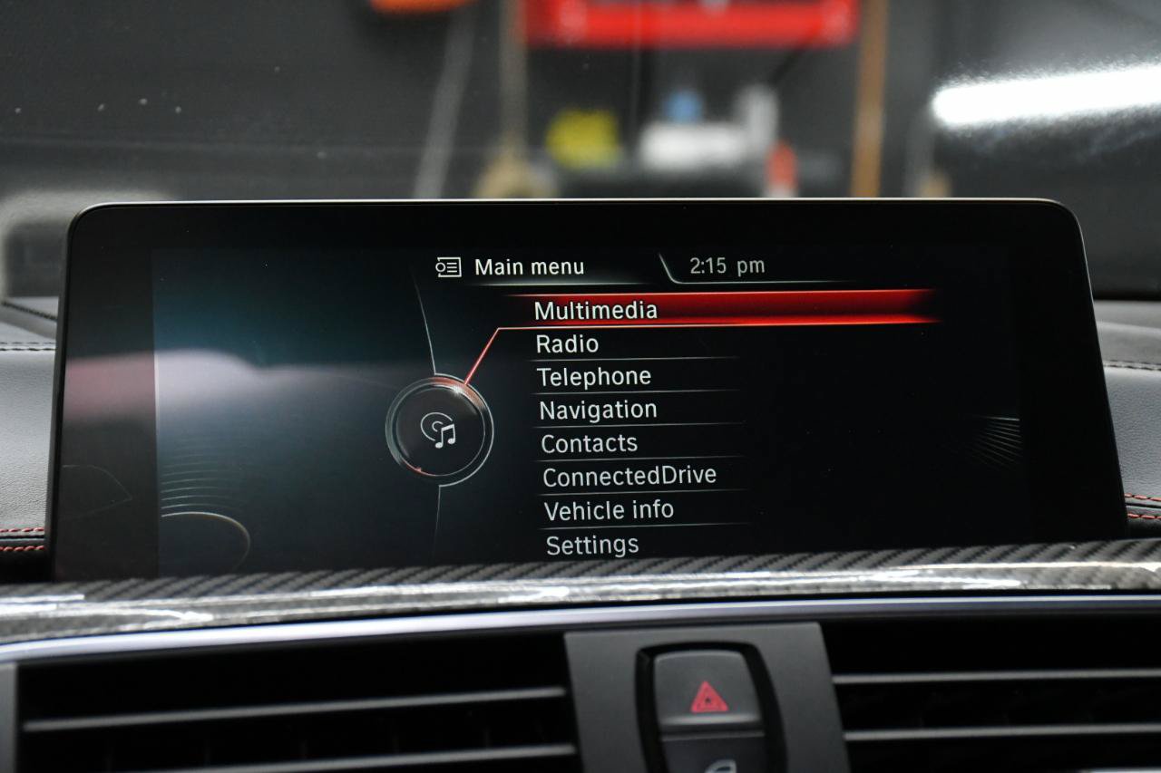 Used 2016 BMW M4 Coupe w/ Executive Package RWD image 43
