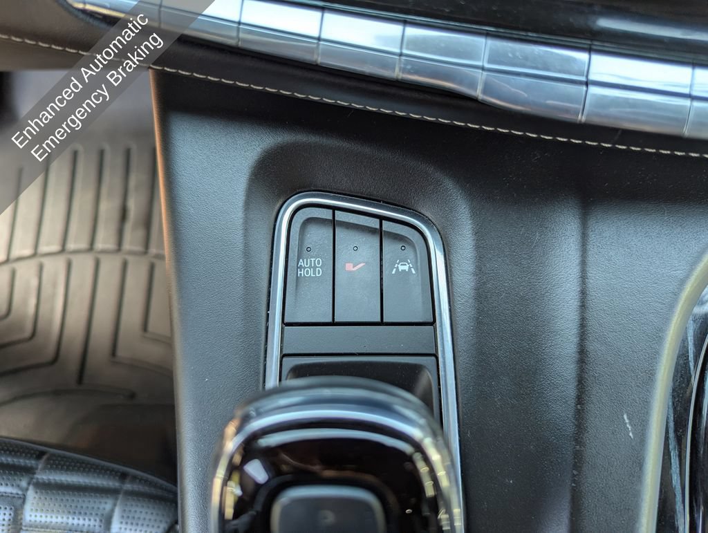 Used 2023 Cadillac Escalade V AWD/4WD image 34
