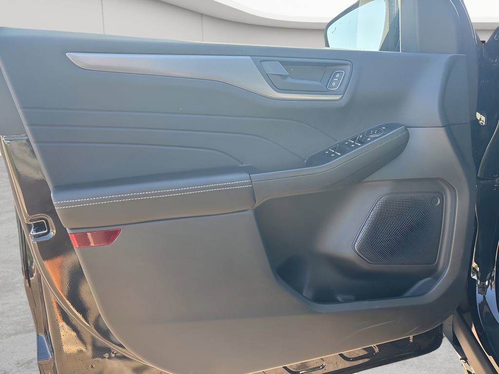 New 2026 Ford Escape Active w/ Cold Weather Package image 25